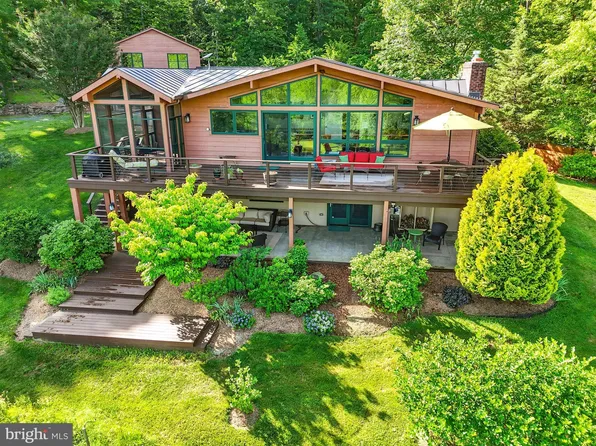 103 Castleton Ford Rd, Castleton, VA 22716