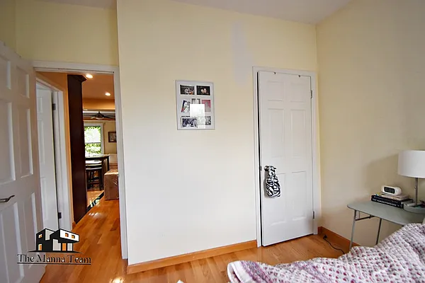 Rented by Bold New York | media 17