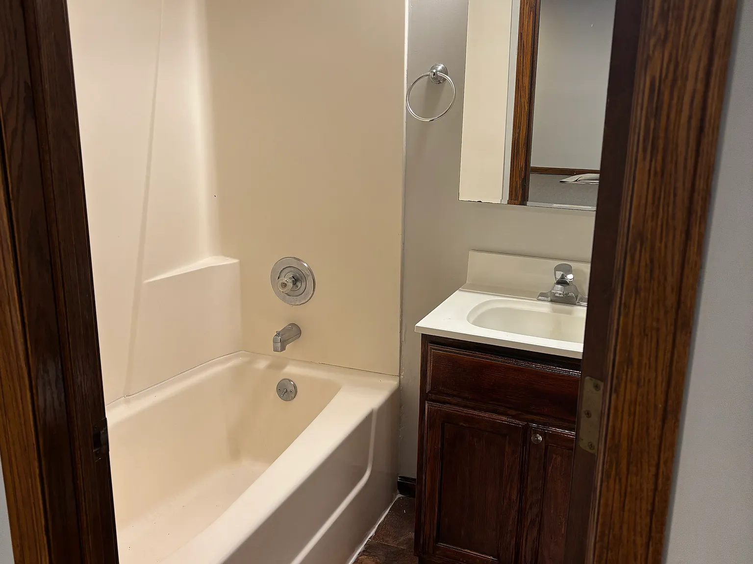 1 bed, 700 sqft, $725 — Photo 4