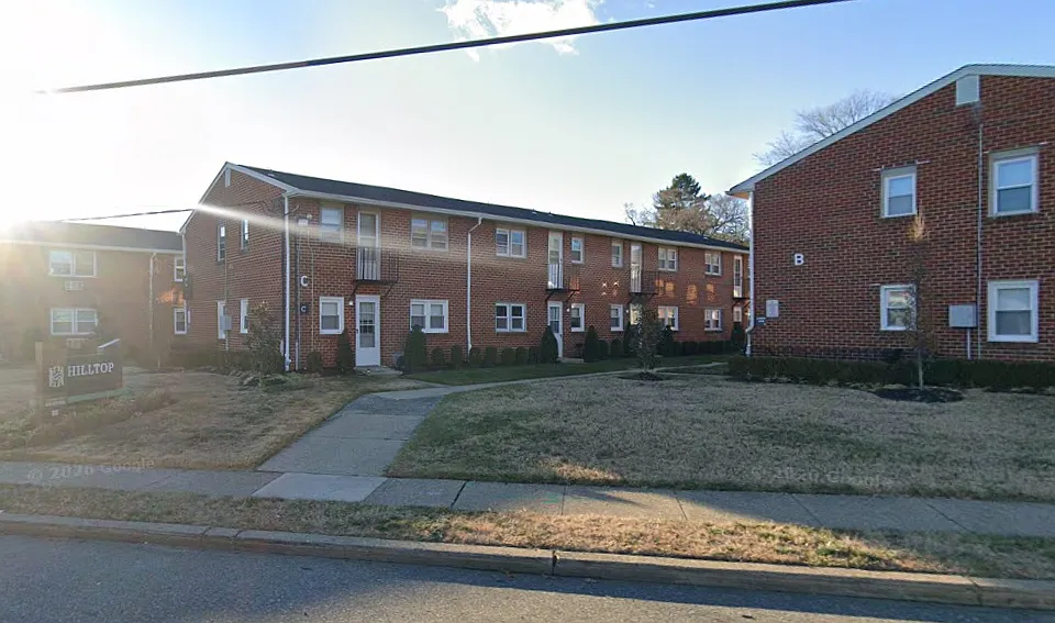 Hilltop Court Apartments