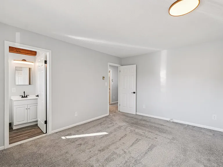 Half Bathroom- (25L) 2 Bedroom 1.5 Lakefront