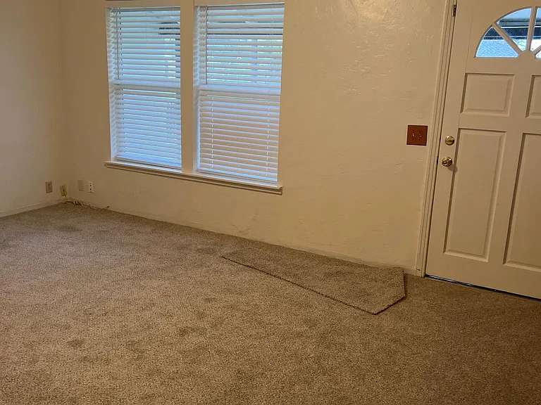 2609 Albatross Way — Photo 2