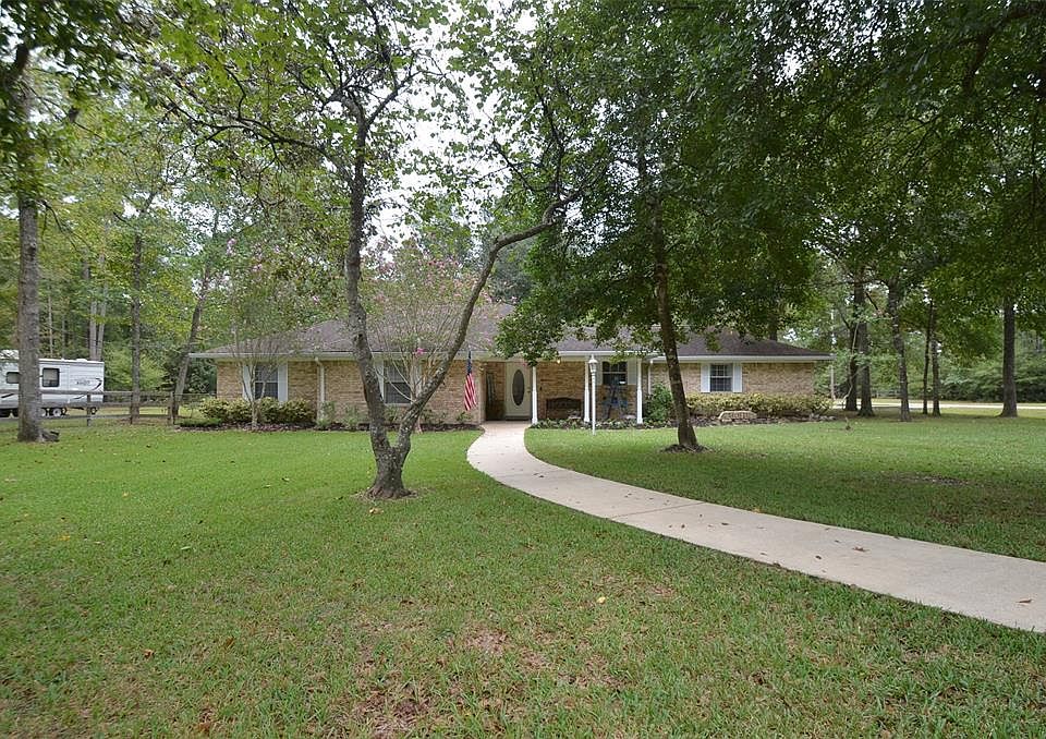 1st image of 14815 Winding Hill Dr