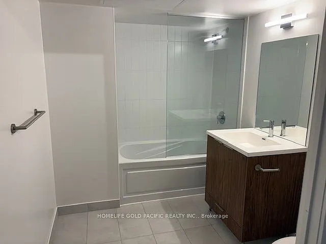 60 Shuter St #318 — Photo 28