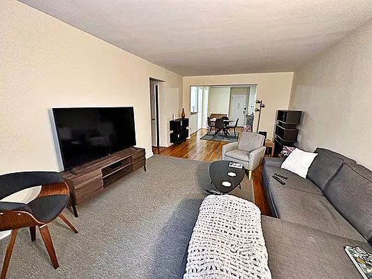 Rented by Brooklyn Property Group LLC | media 30