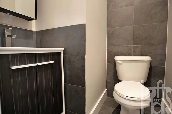 Rented by Lofts and Flats LLC | media 45