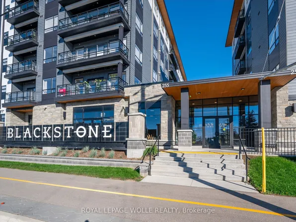 255 Northfield Dr E, Waterloo, ON