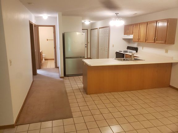 2nd image of 160 Westhaven Dr