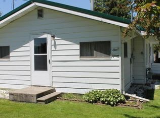 115 Grand Rapids Rd, Houghton Lake, MI 48629