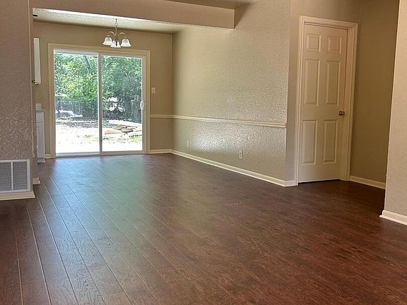 3rd image of 4915 RITA AVE