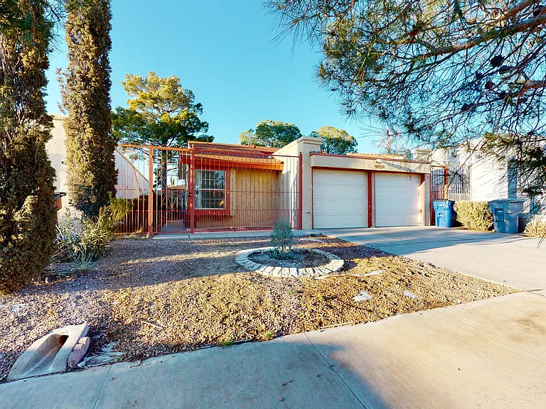 909 Tepic Dr #B — Photo 1