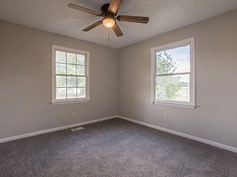 1728 N Governor Williams Hwy — Photo 19
