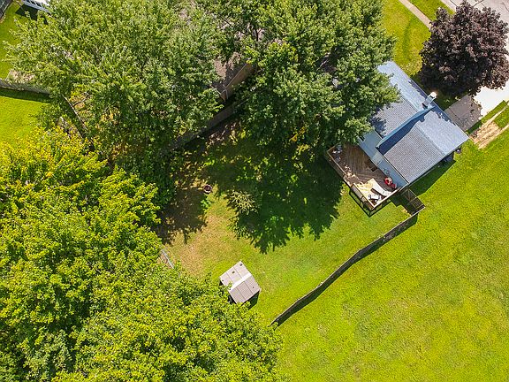 4th image of 165 Valley Forge Cir