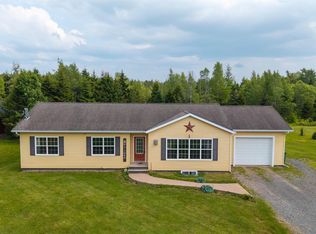 95 Riverbend Dr, Cumberland, NS B4H3Y1