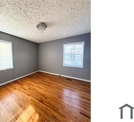 2023 Hollins Dr — Photo 5