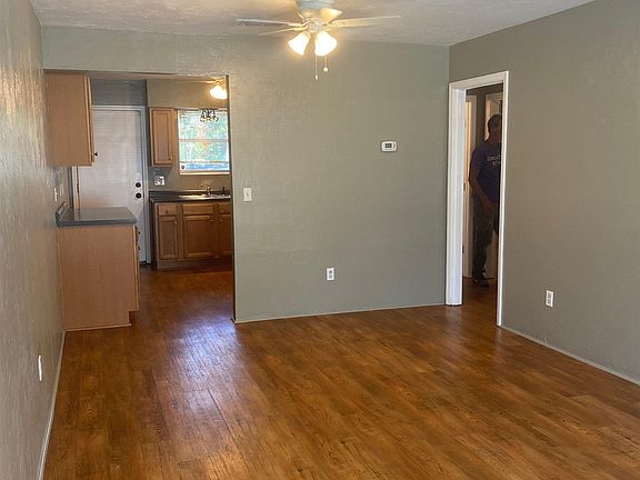 3rd image of 1536 Patrick Ave