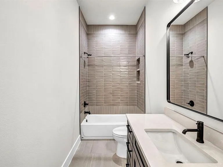 8209 Polar Dr — Photo 33