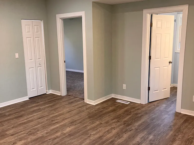 10936 Toledo St — Photo 5