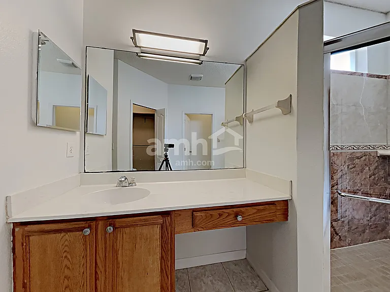 623 Horseman Dr — Photo 13