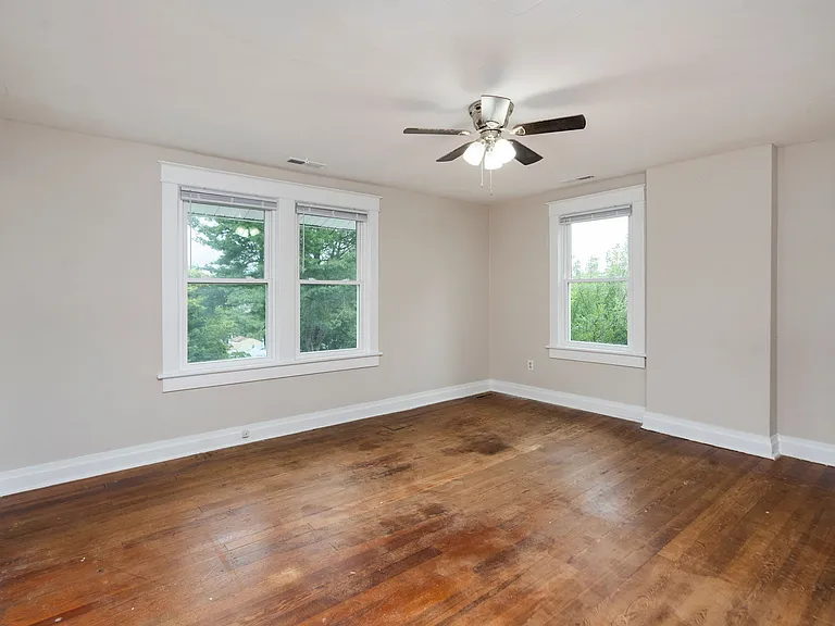 112 Biltmore St — Photo 13