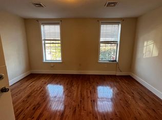1717 S 10th St FLOOR 2, Philadelphia, PA 19148