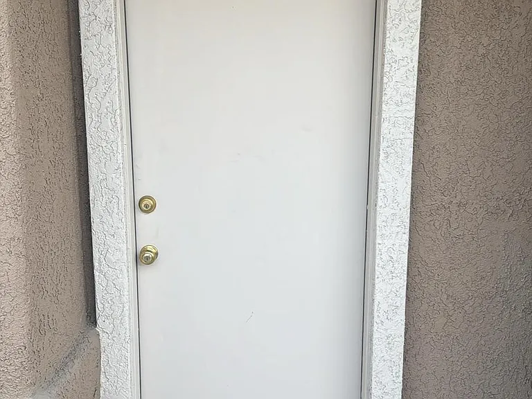913 E Hedrick Dr #2 — Photo 17