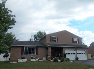 5387 Amalfi Dr, Clay, NY 13041