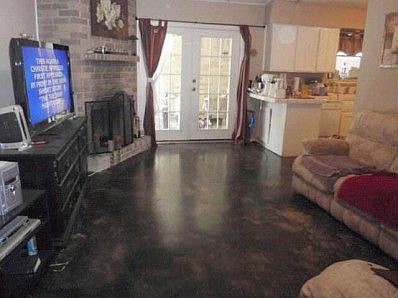 4th image of 214 Silver Creek Dr