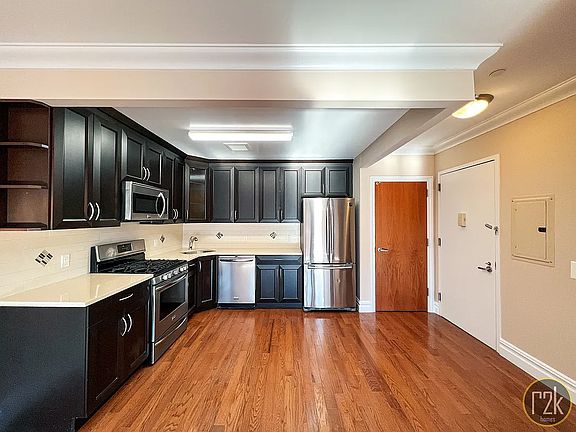 5th image of 21-16 31st Ave #3D