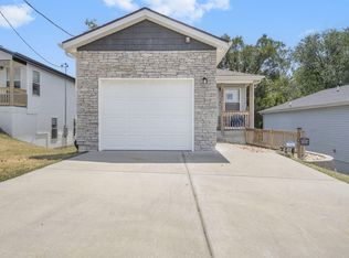 306 W College Street, Branson, MO 65616