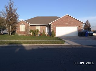 998 N Buffalo Dr, Saratoga Springs, UT 84045