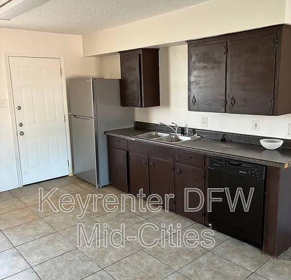 110 Franklin St #22 — Photo 3