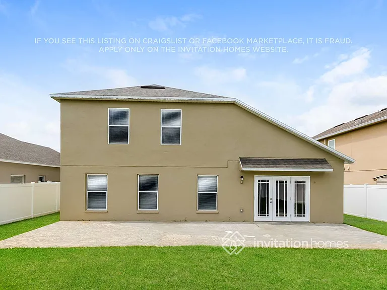 1129 Hacienda Cir — Photo 17