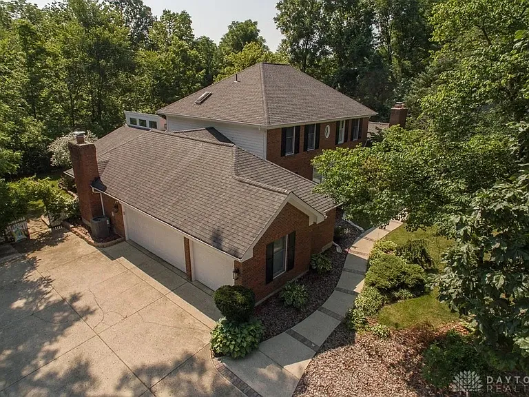 9548 Meadow Woods Ln — Photo 2