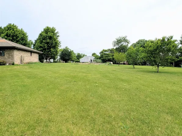 2360 Butternut Bnd, Davis, IL 61019
