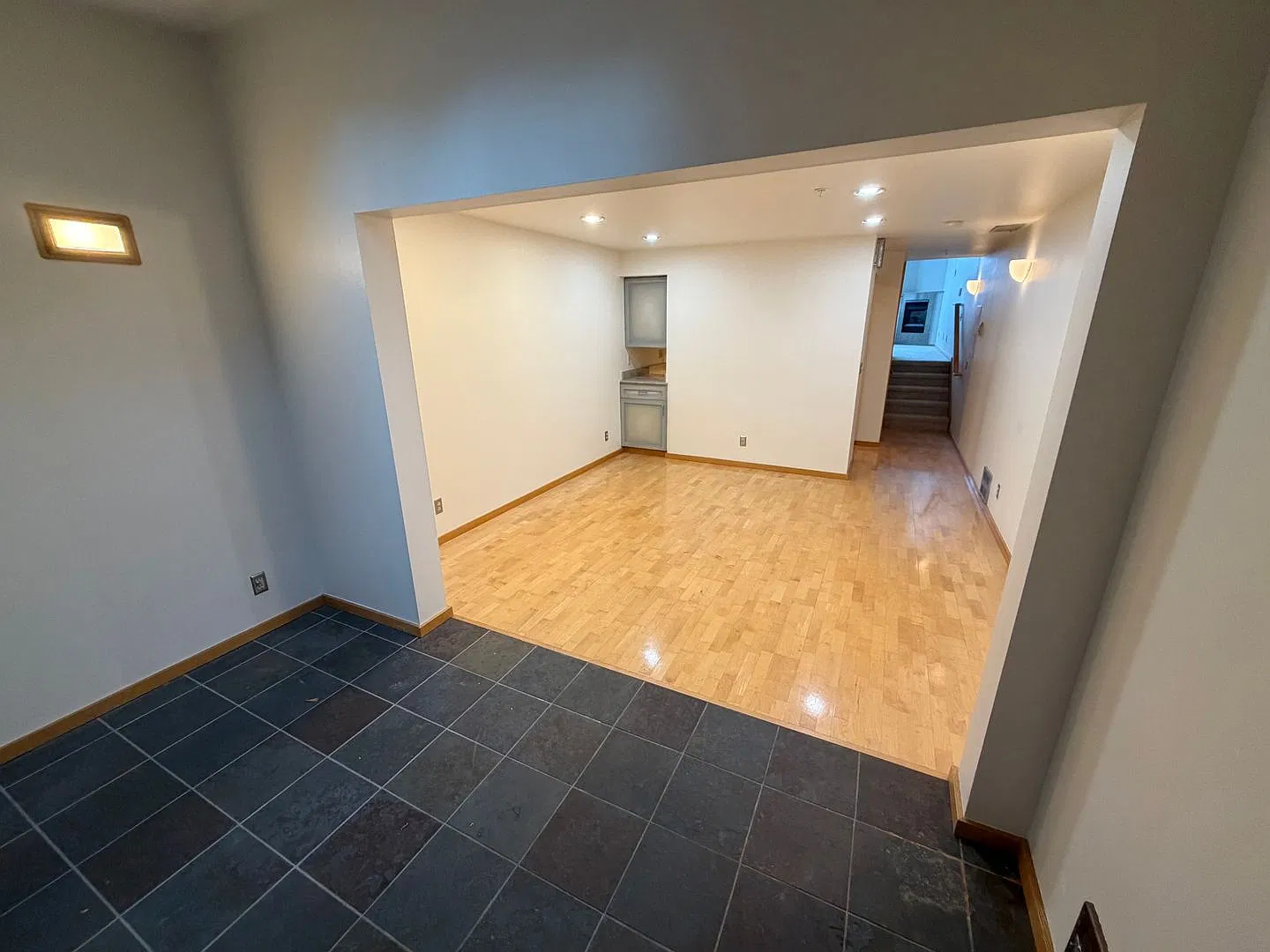 Beautiful Queen Anne Condo with Puget Sound Views! — Photo 4