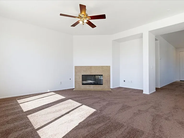 37771 Guildford St — Photo 11