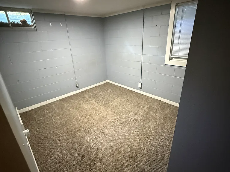 1927 Colfax St #5 — Photo 3