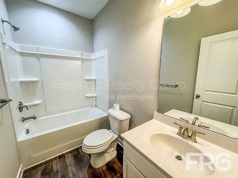 1400 S Taylor St — Photo 9