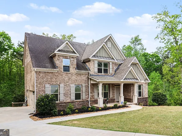 5513 Oconee Dr, Douglasville, GA 30135