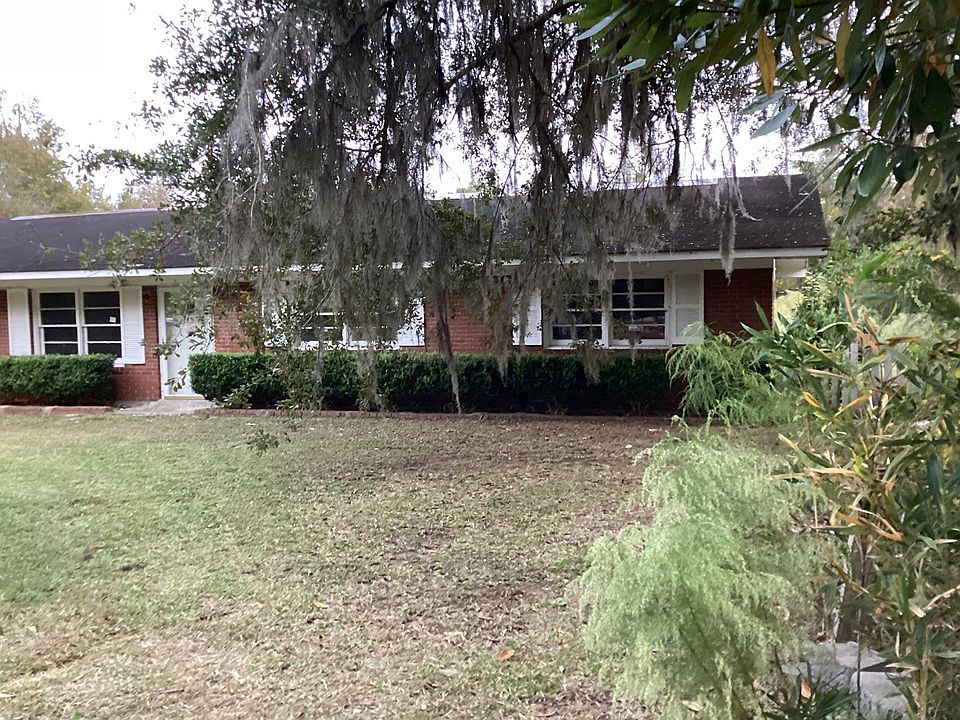 2nd image of 217 Captain Bill Rd