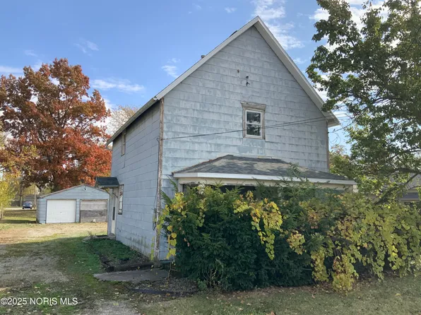 207 S Findlay Pike, Portage, OH 43451