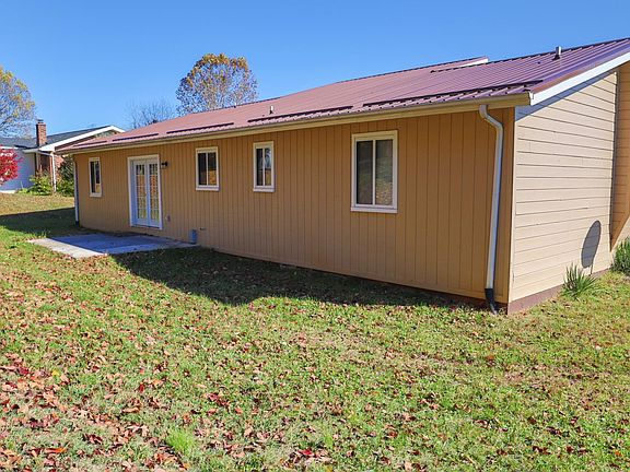 4th image of 497 Meadowcrest Dr