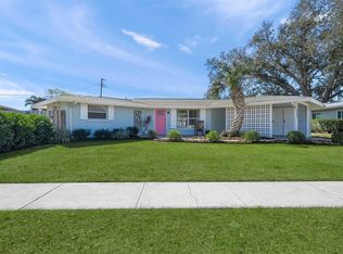 3165 Regatta Cir, Sarasota, FL 34231