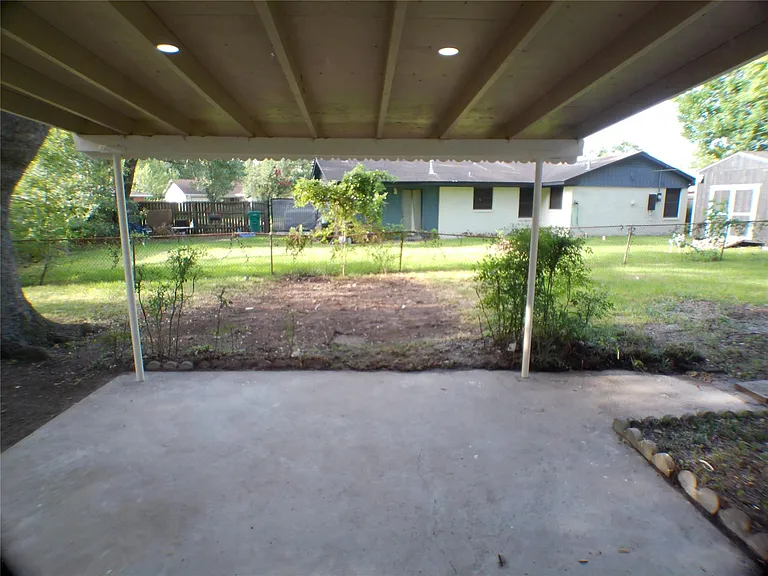 601 Fresa Rd — Photo 26