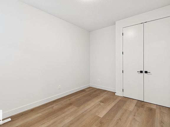 4th image of 6269 19th St NE