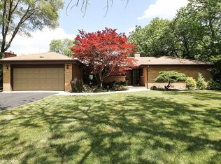 647 Burns Ave, Flossmoor, IL