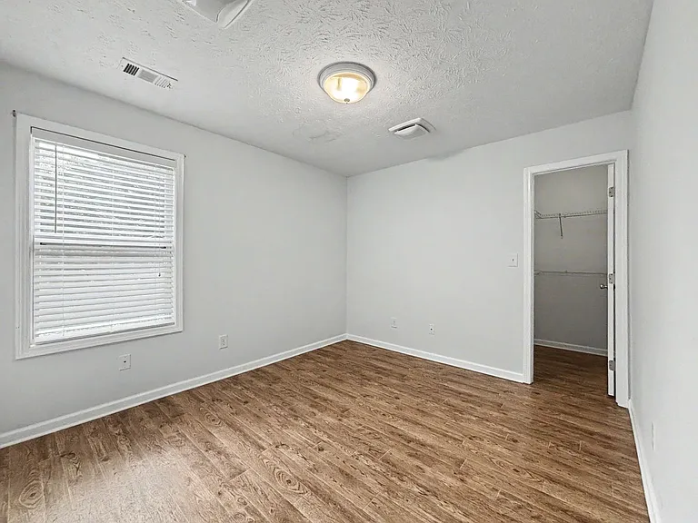 560 Lee Byrd Rd — Photo 11
