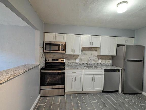 4th image of 7230 Southwest Ave APT 9