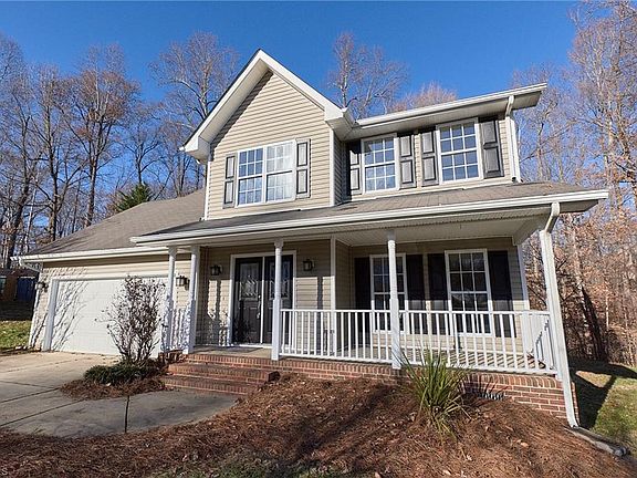 3rd image of 2201 Flora Vista Ct